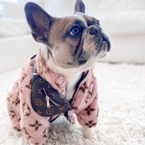 Meet your Posher, Devinegoddess